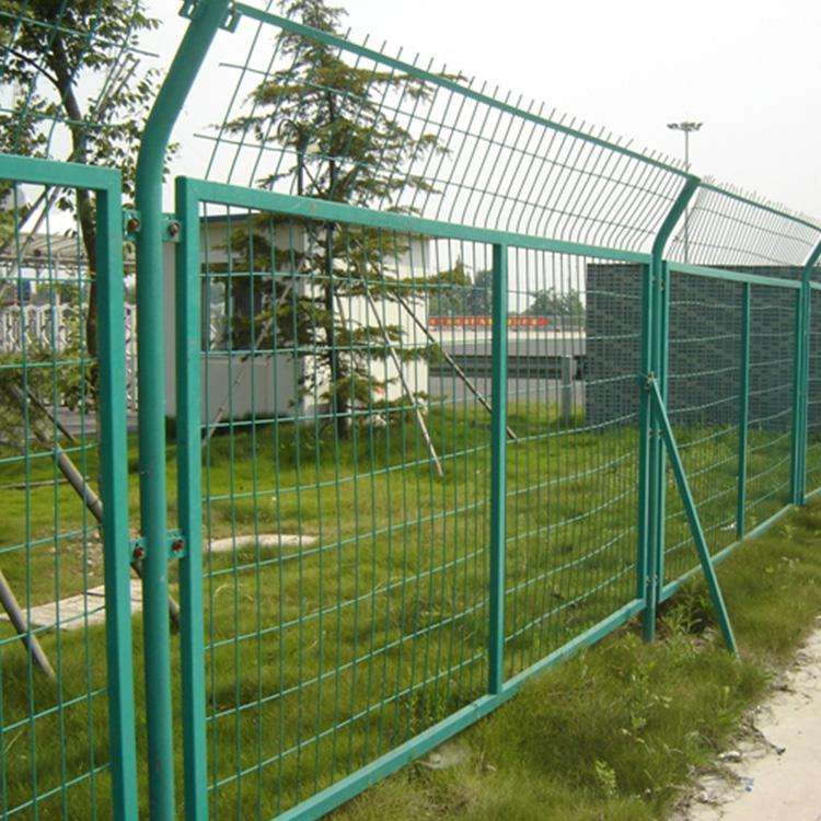 光伏發(fā)電護(hù)欄網(wǎng)